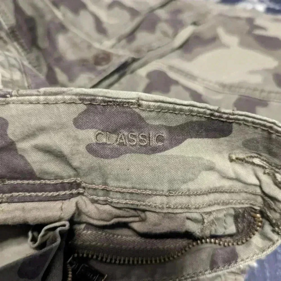 NWOT American Eagle Classic Camo Cargo Shorts - Picture 3 of 6